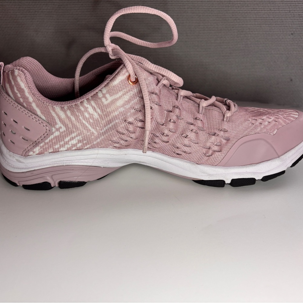 Ryka VIVID Women's Blush Athletic Shoes - Picture 6 of 9